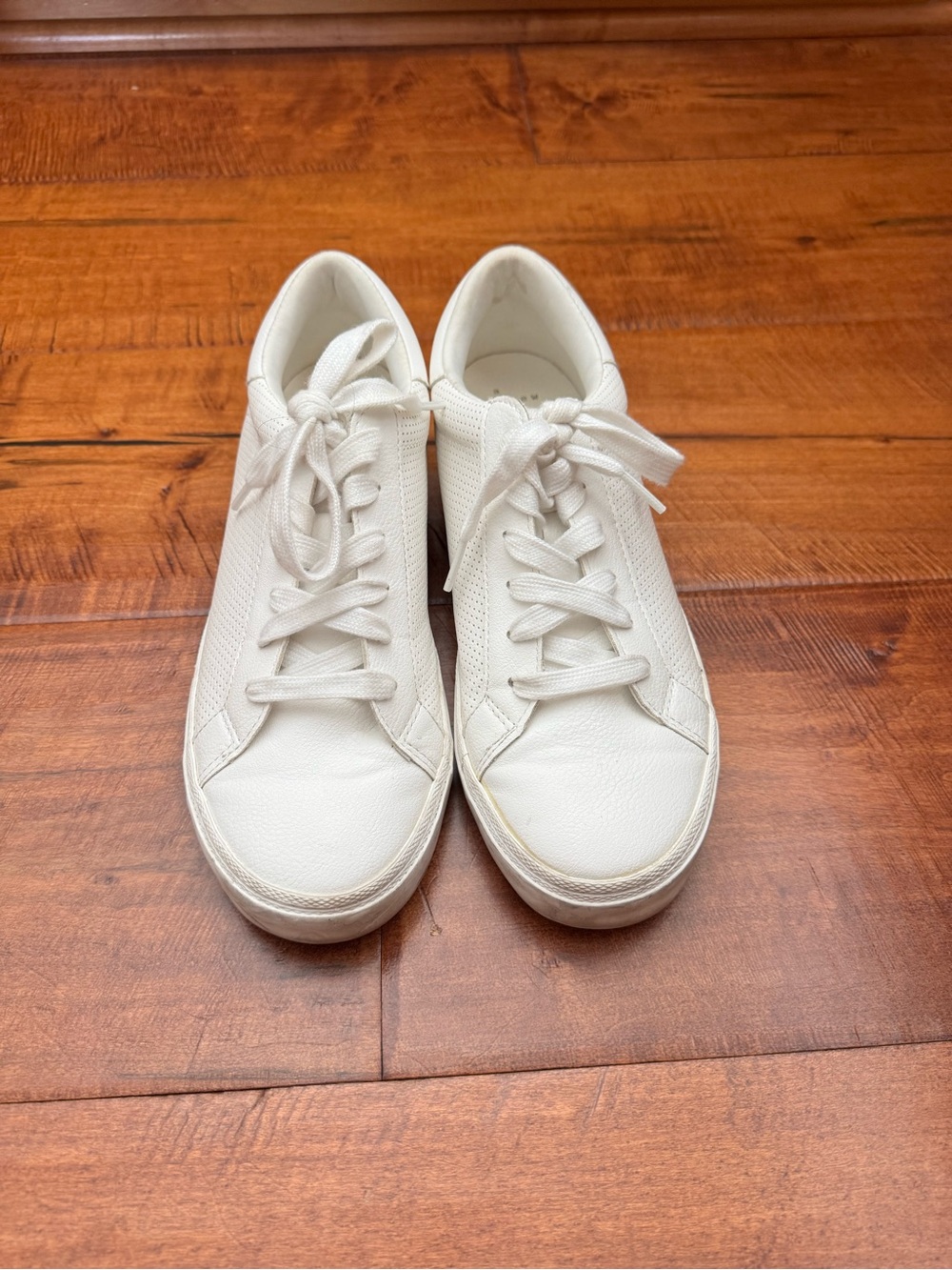 a new day White Low-Top Lace-Up Sneakers